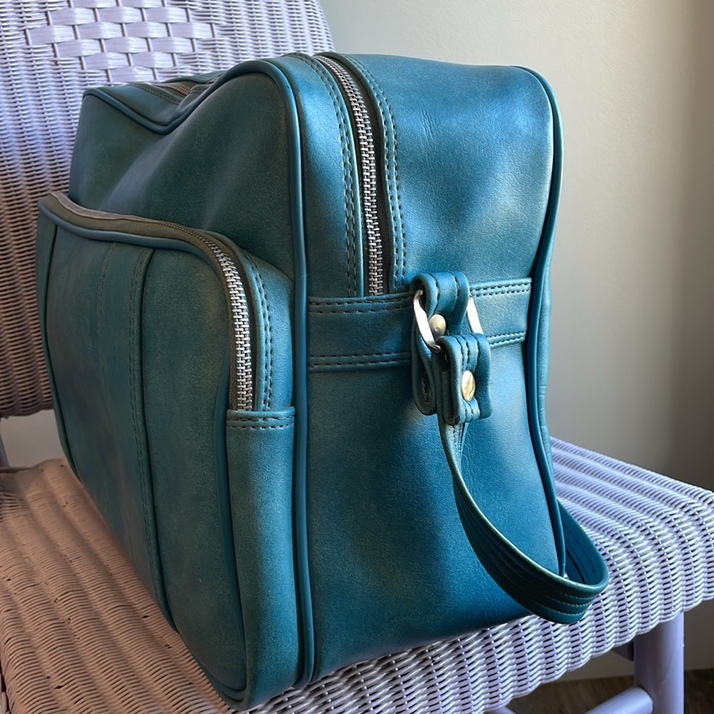 Vintage Teal Carry-On Luggage - Picture 4 of 10